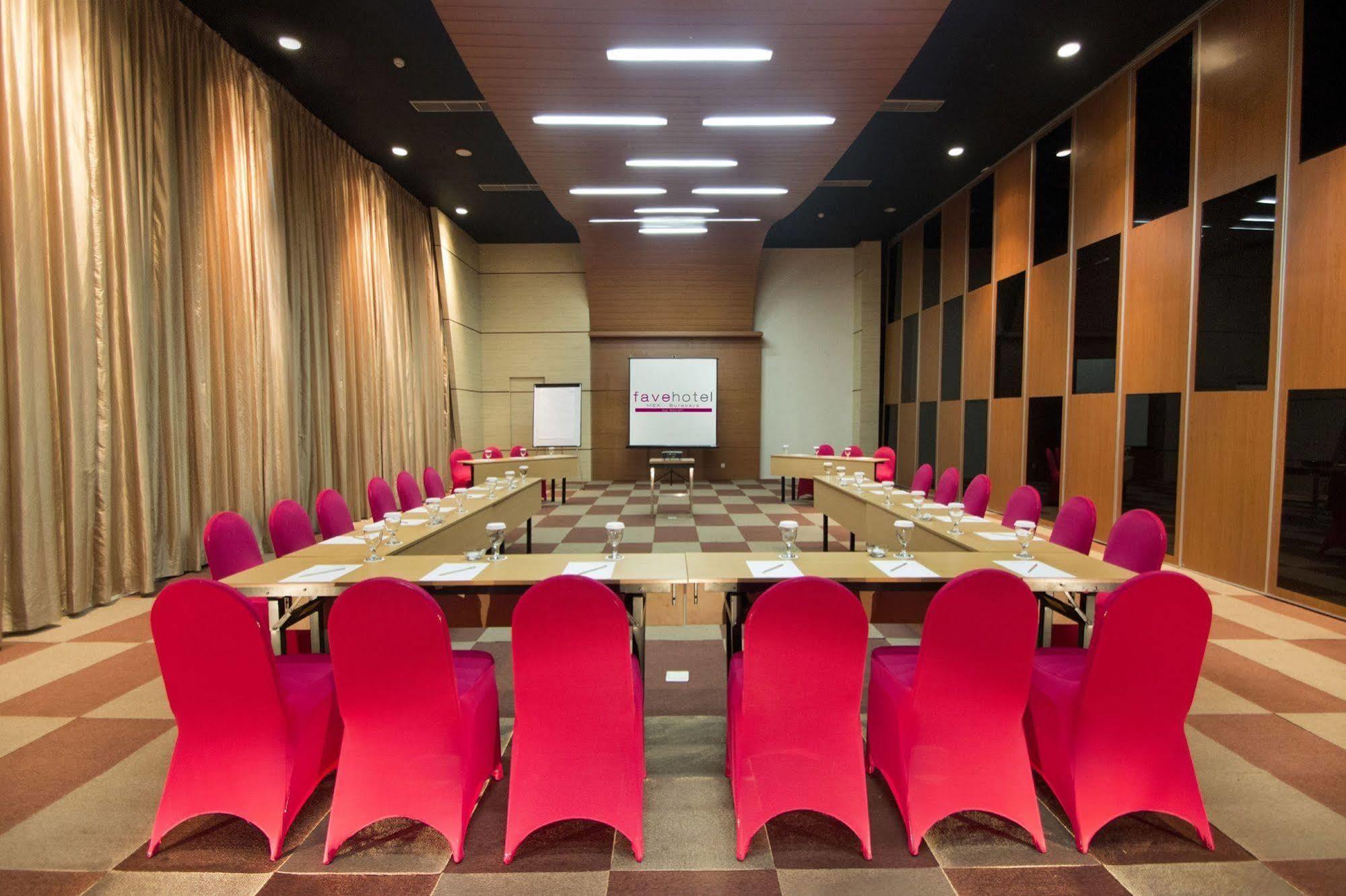 Favehotel Mex Tunjungan Surabaya Exterior photo